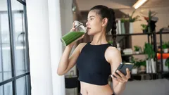 Varken te eller citronvatten: morgondrycken som bränner fett